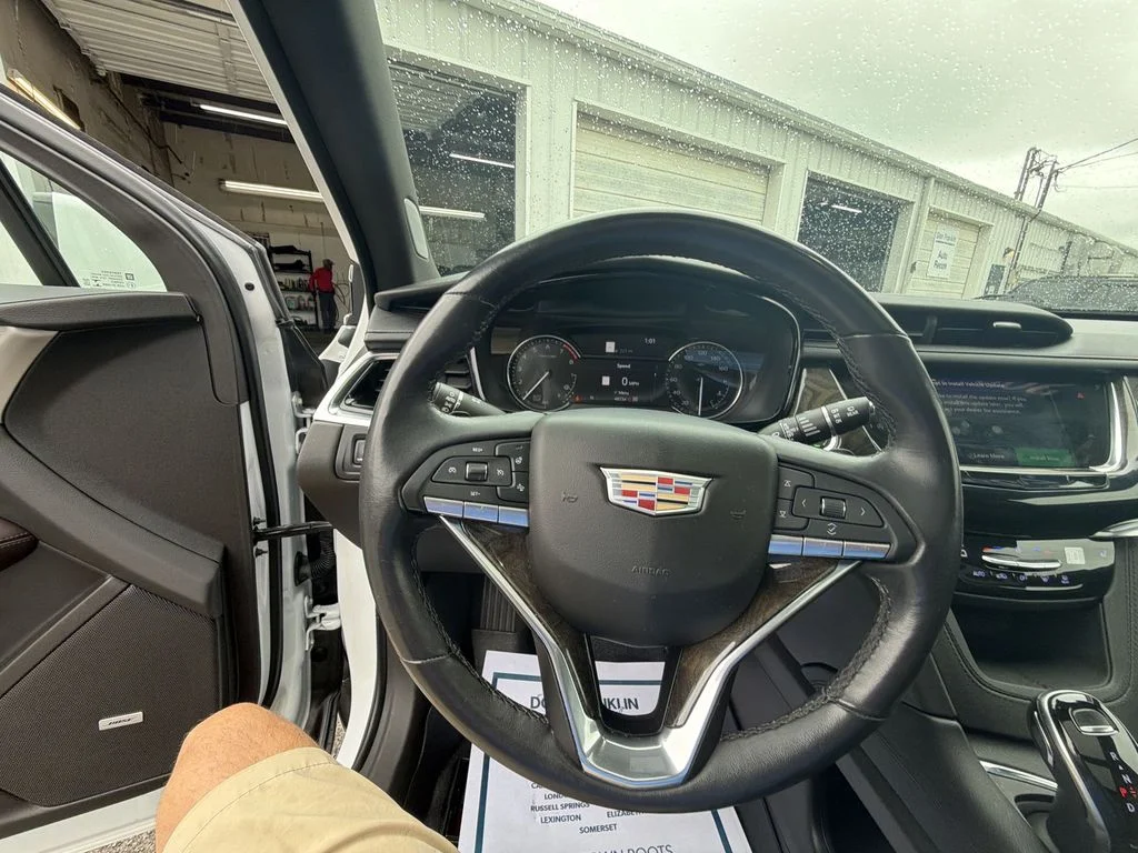 Used 2022 White Cadillac Premium Luxury image 14