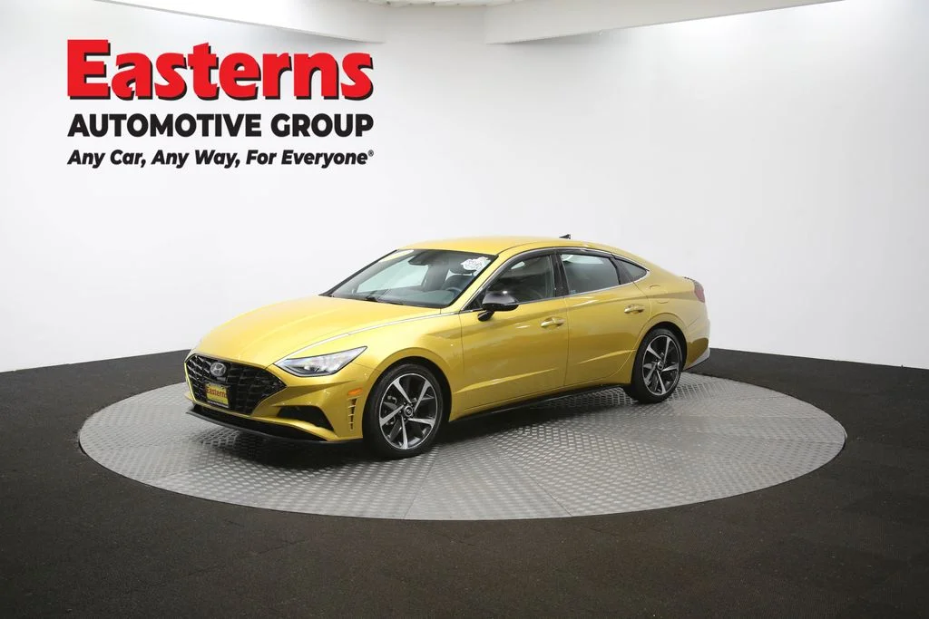 Used 2021 Yellow Hyundai SEL Plus image 55