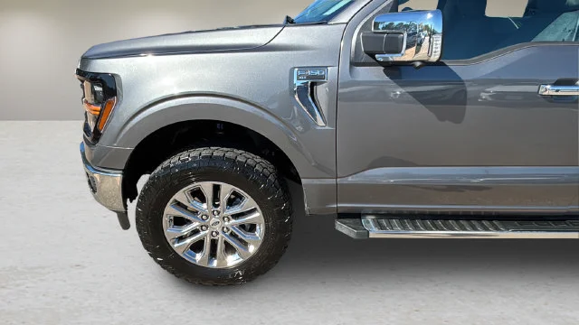 Used 2024 Gray Ford XLT image 38