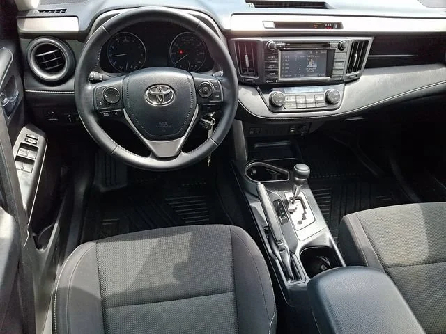 Used 2017 Blue Toyota XLE image 12