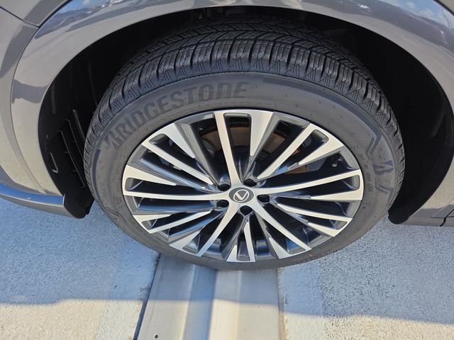 New 2026 Cloudburst Gray Lexus PREMIUM PLUS image 10