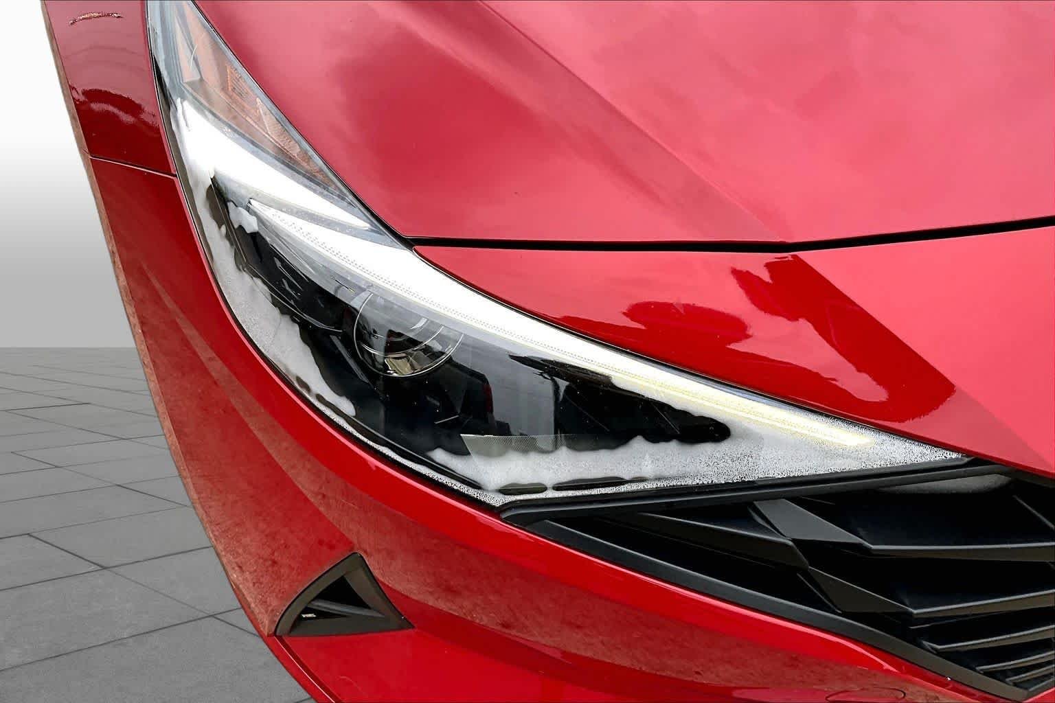 Used 2022 Scarlet Red Pearl Hyundai SEL image 27
