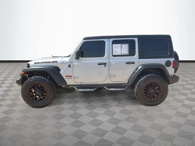 Used 2022 Silver Jeep Unlimited Sport Altitude image 4