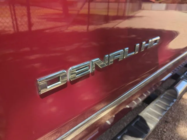 Used 2019 Red GMC Denali image 33