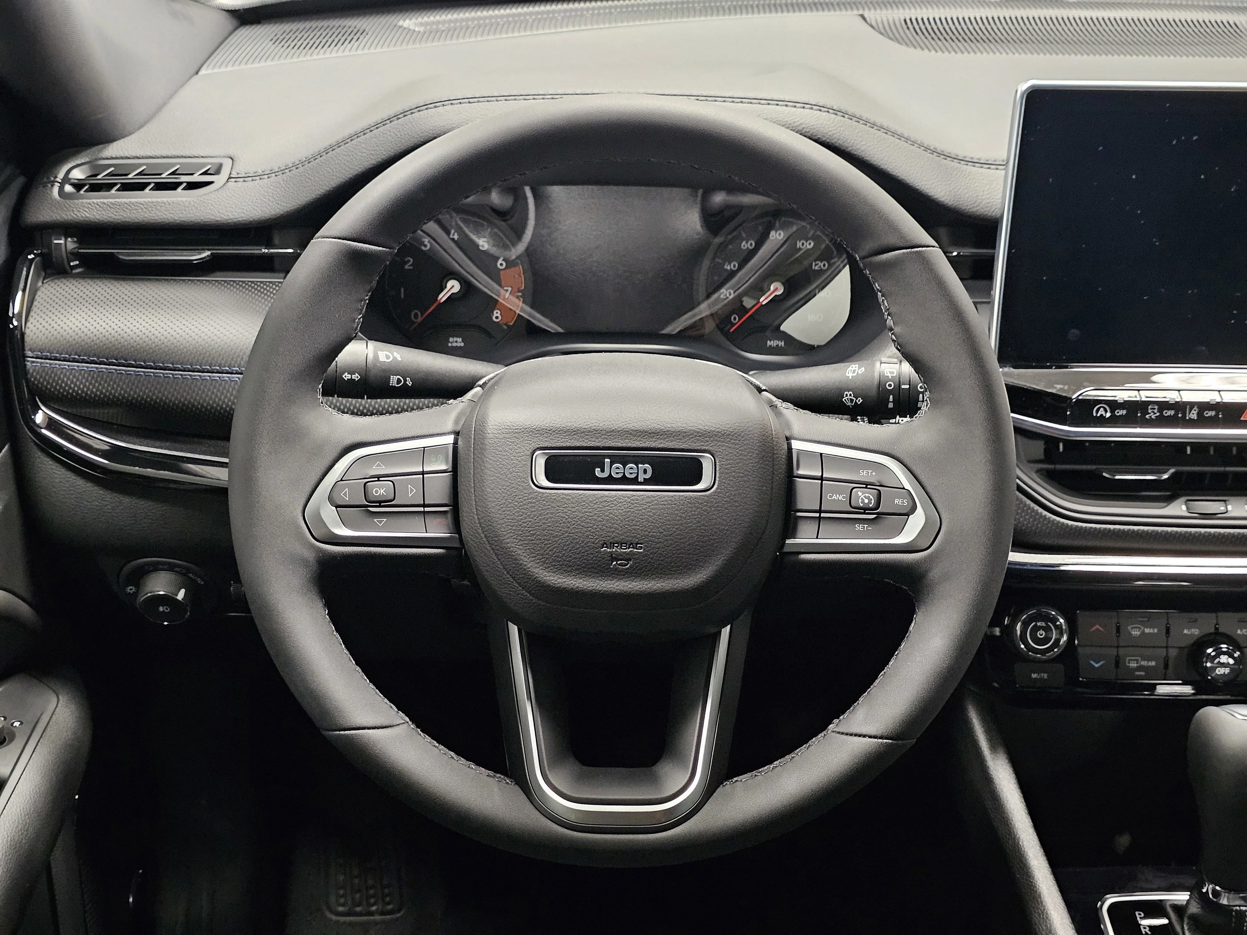 2025 Jeep Compass Latitude - Photo 20