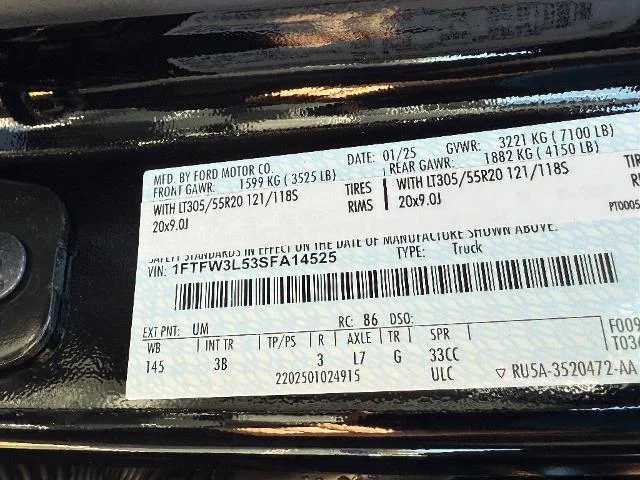 New 2025 Agate Black Metallic Ford XLT image 19