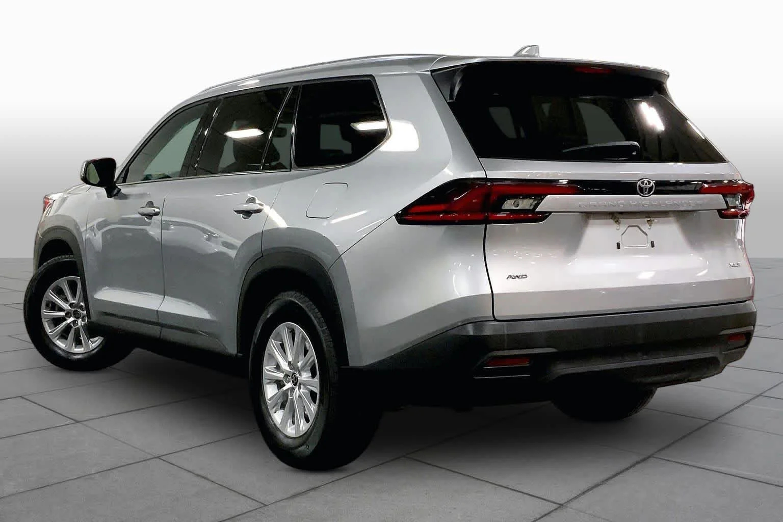 Used 2025 Celestial Silver Metallic Toyota XLE image 12
