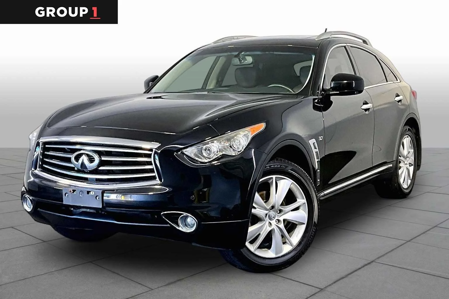 Pre-Owned 2016 INFINITI QX70