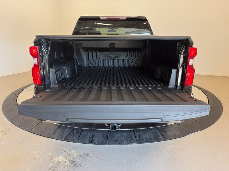 Used 2019 Black Chevrolet LT image 9