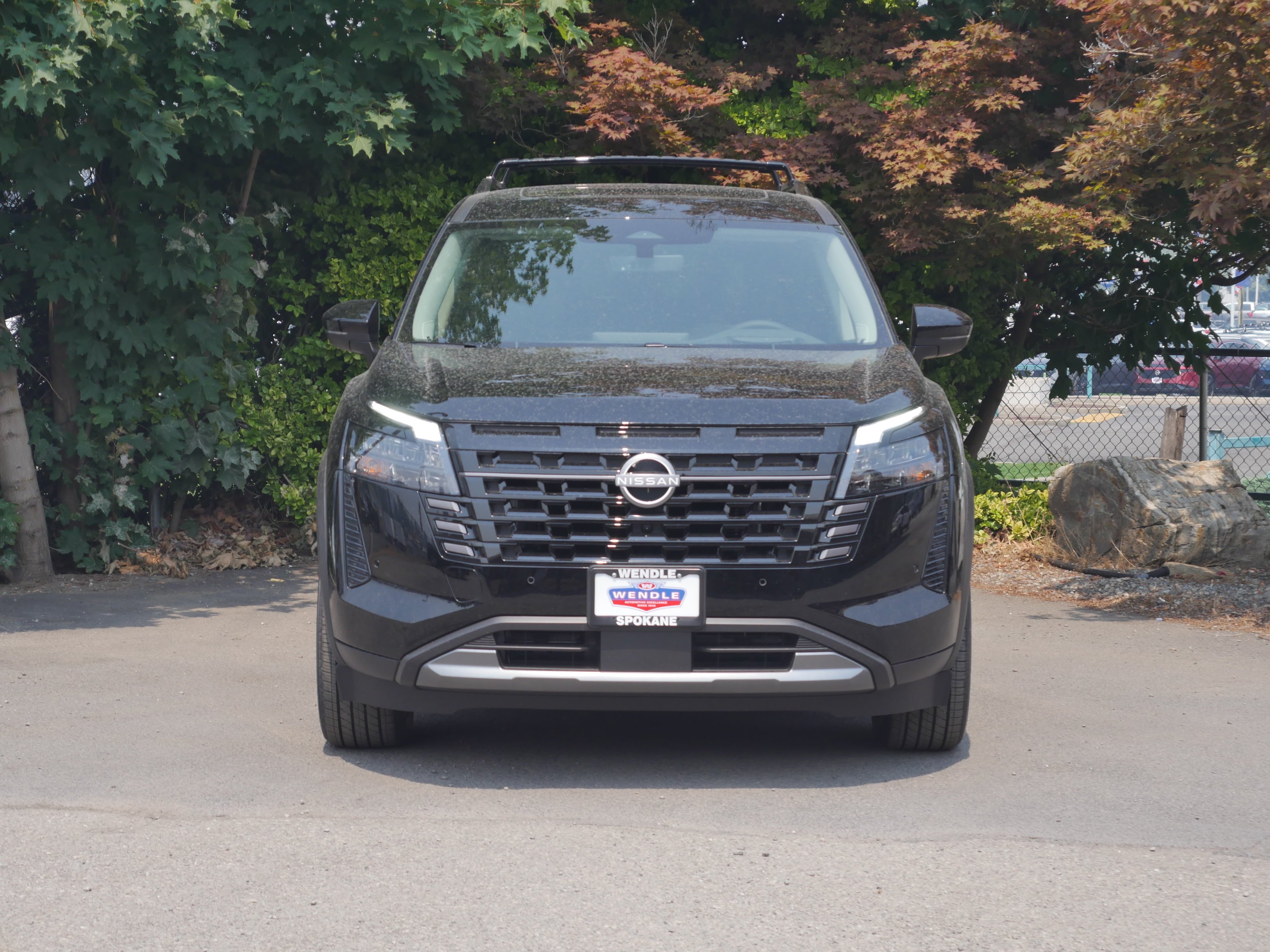 New 2026 Super Black Nissan Platinum image 34
