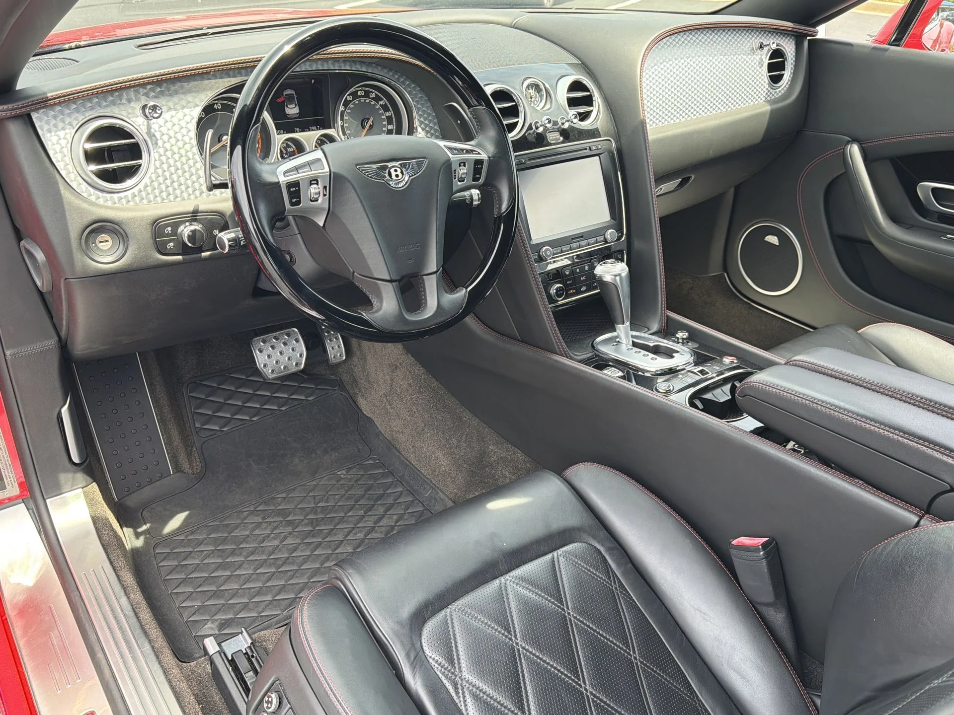 Used 2014 Red Bentley Speed image 2