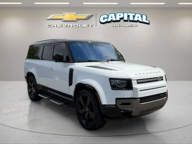 Used 2023 White Land Rover 130 X-Dynamic SE image 7