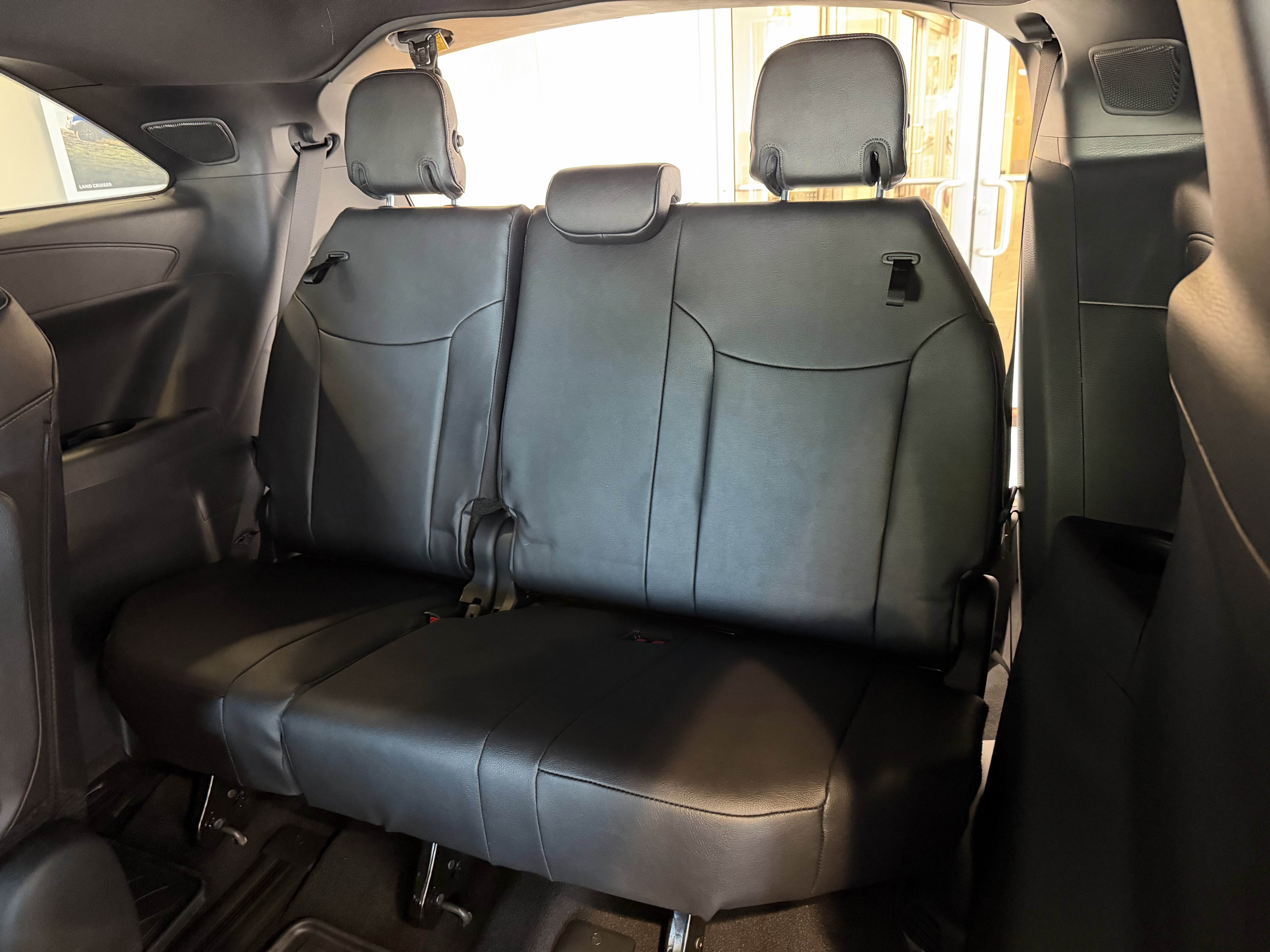 2026 Toyota Sienna Platinum - Photo 60