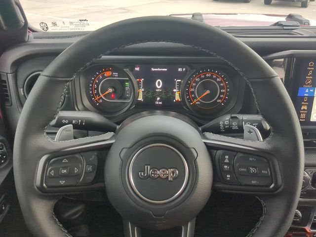 New 2026 Tuscadero Pearlcoat Jeep Rubicon 392 image 32