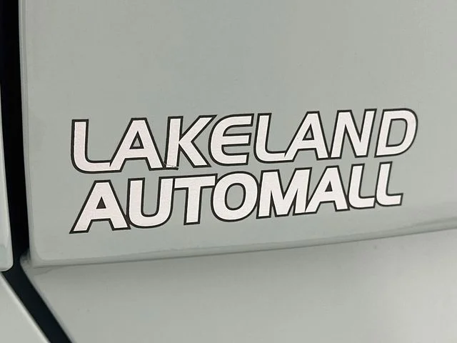 New 2027 Hyundai KONA SE