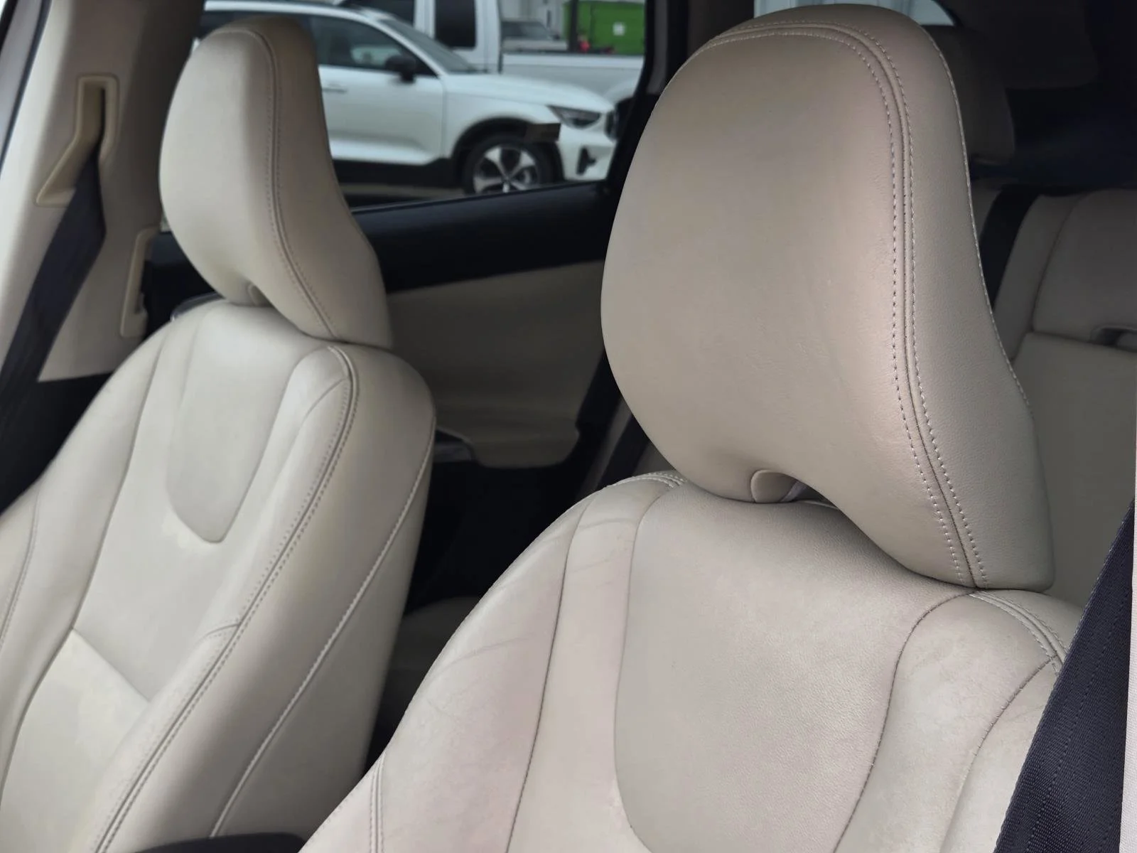 2016 Volvo XC60 Premier - Photo 26