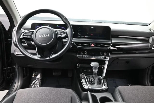 Used 2025 Gray Kia S image 19