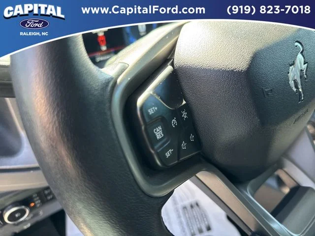 Used 2025 White Ford Badlands image 22