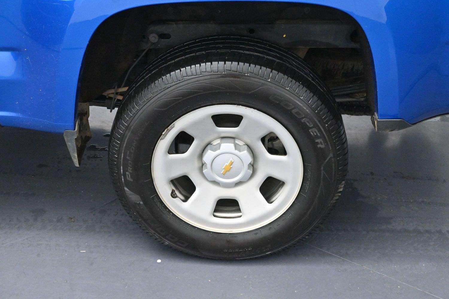 Used 2022 BRIGHT BLUE METALLIC Chevrolet 4WD Work Truck image 27
