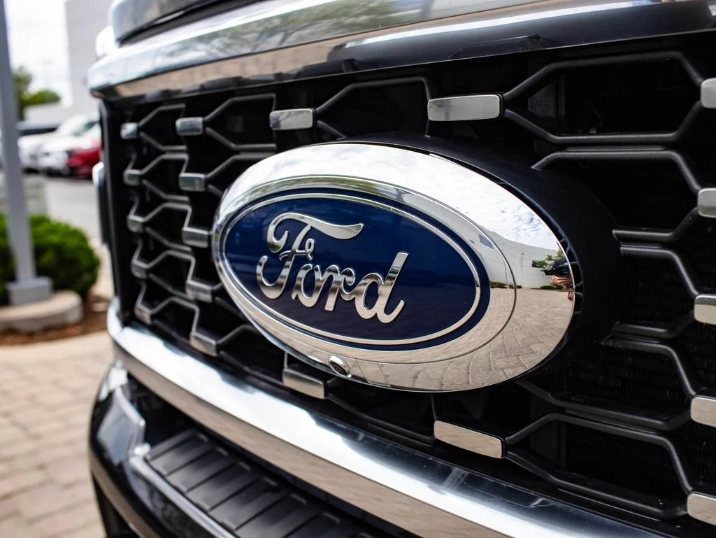 Used 2023 Agate Black Metallic Ford Platinum image 3