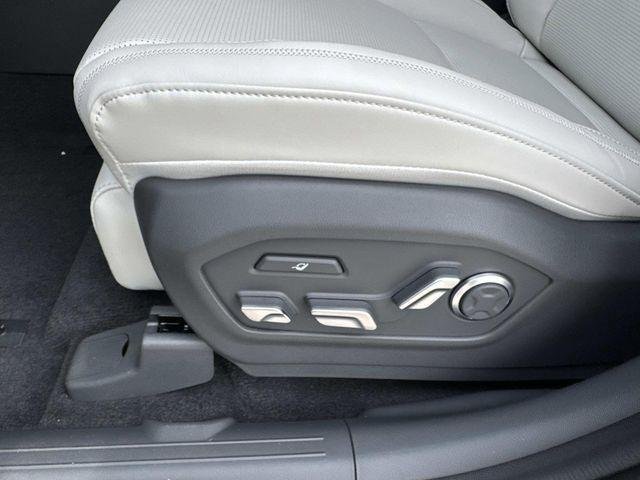 2026 Hyundai Santa Fe Calligraphy - Photo 17