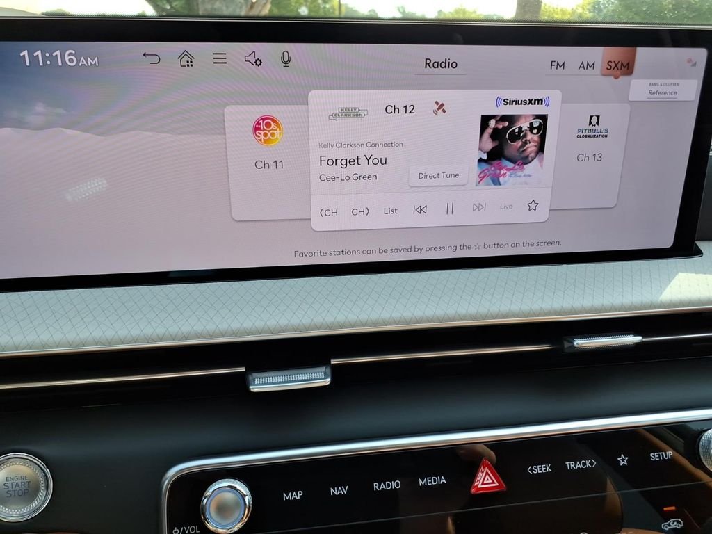 New 2027 White Genesis 2.5T Prestige image 19