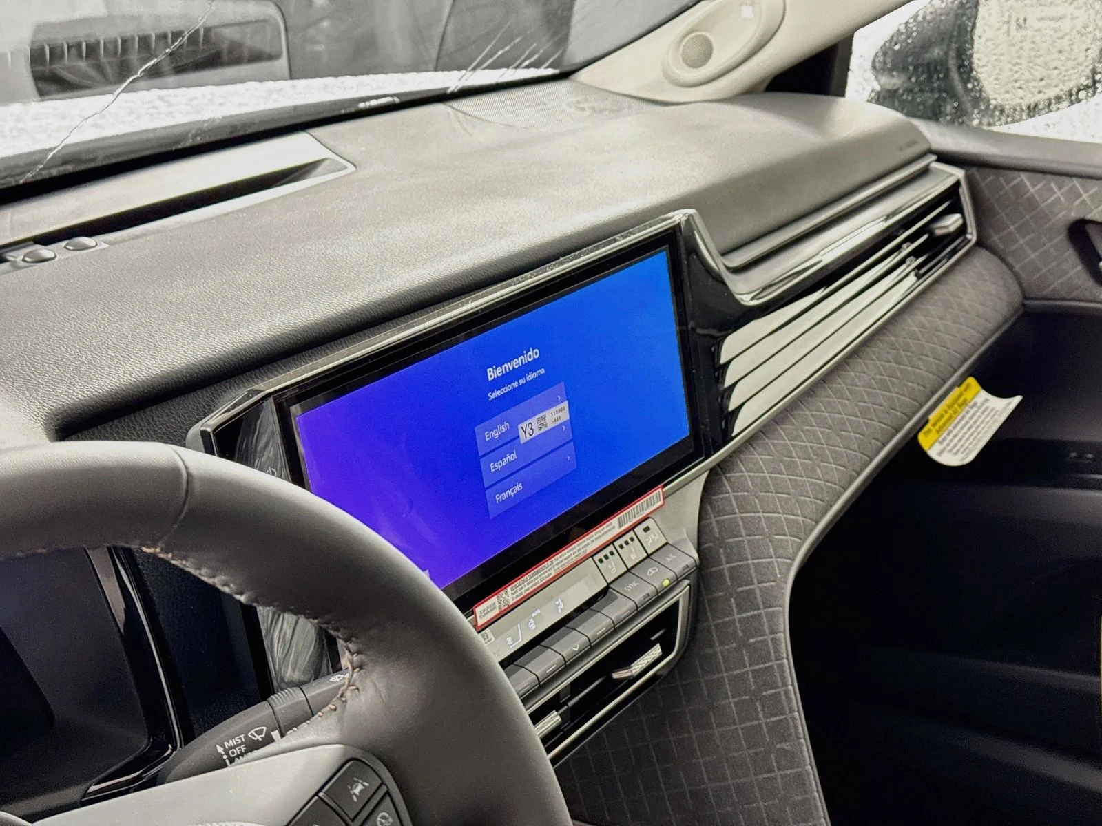 New 2026 Wind Chill Pearl <sup>1</sup> Toyota  XLE AWD image 6