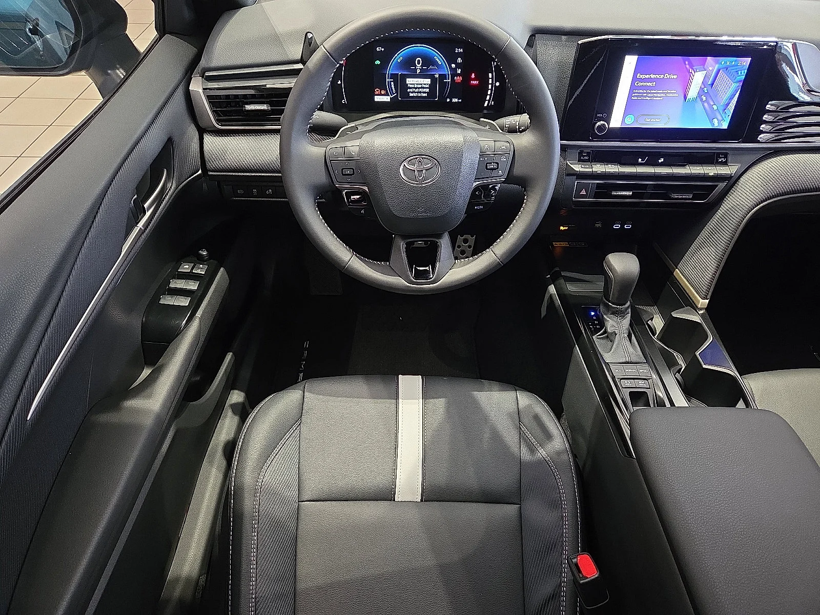 2026 Toyota Camry SE - Photo 8