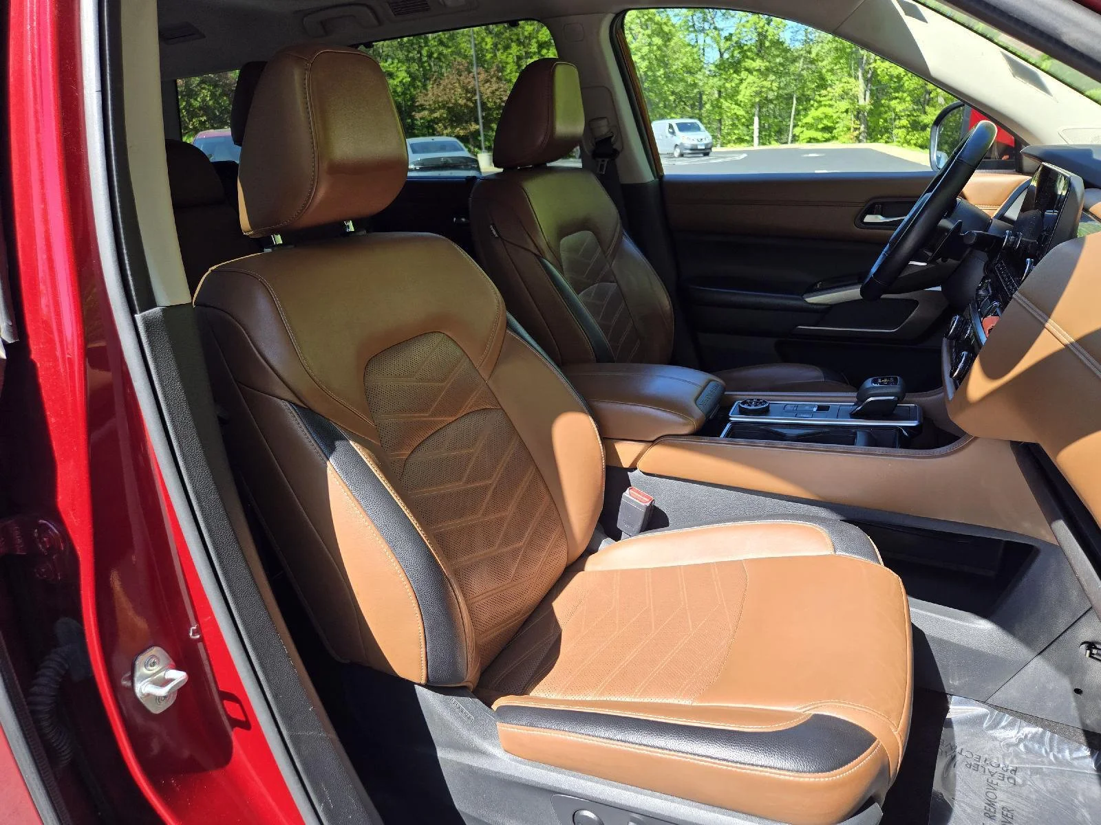 Used 2024 Scarlet Ember Nissan Platinum image 24