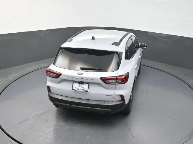 Used 2025 Silver Ford ST-Line Select image 16