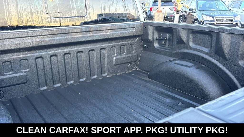 Used 2023 Silver Ford XLT image 28