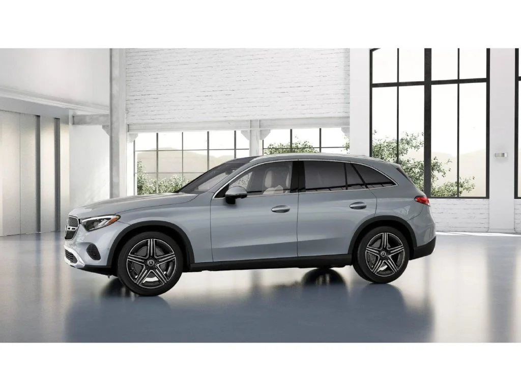 New 2027 Silver Mercedes-Benz GLC 300 image 67