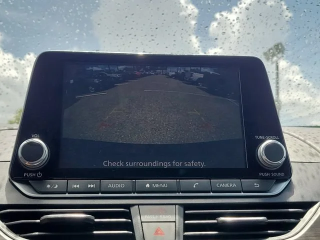 2025 Nissan Altima SV - Photo 27