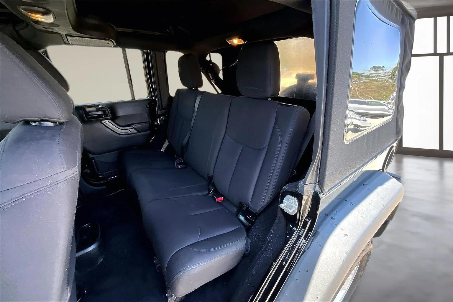 Used 2017 Black Jeep Unlimited Sport image 27