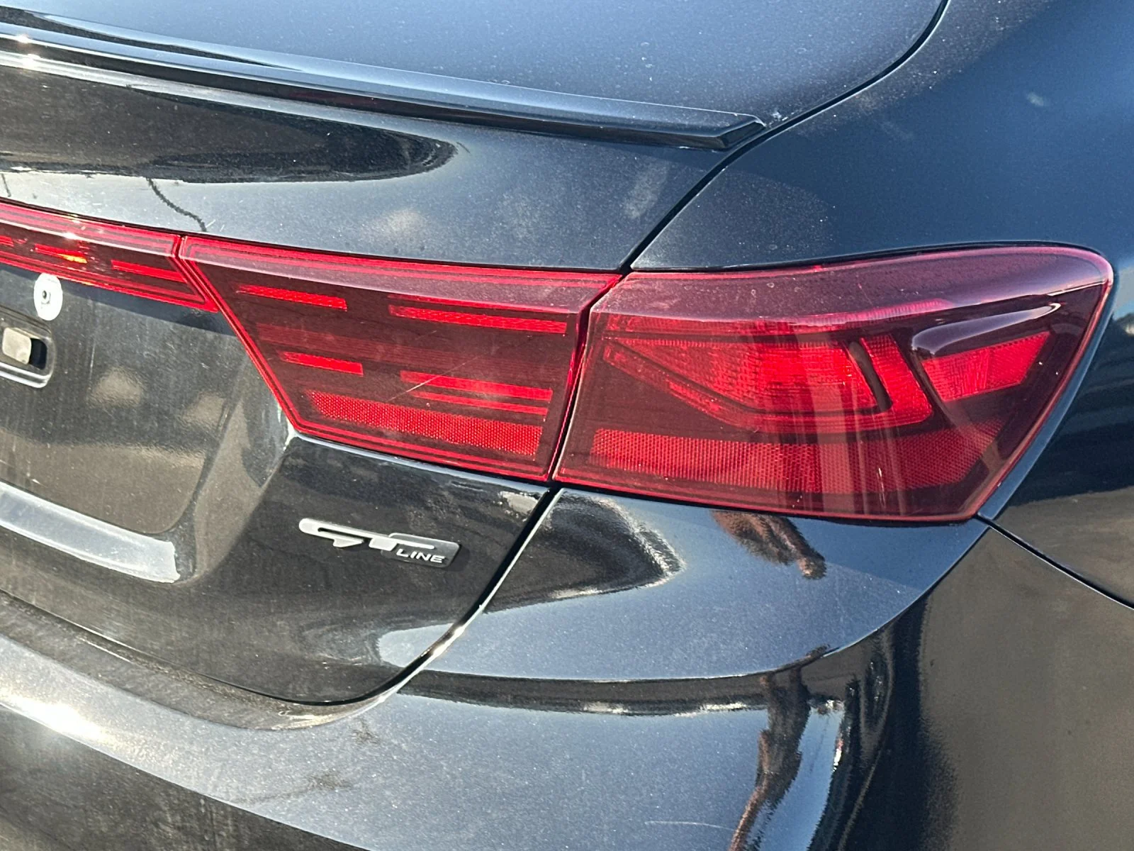 Used 2023 Black Kia GT-Line image 4