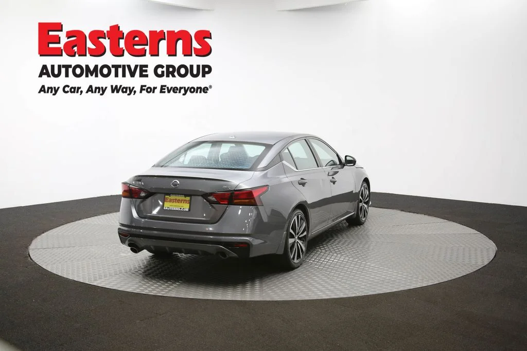 Used 2022 Gray Nissan 2.5 SR image 35