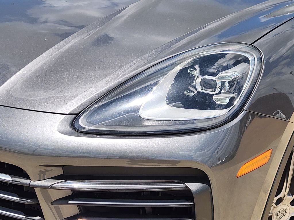 Used 2019 Quartzite Metallic Porsche Base image 10