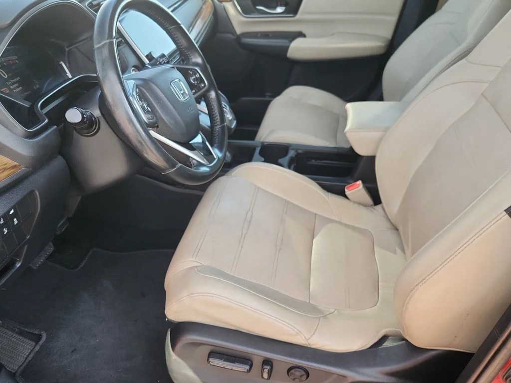 Used 2019 Red Honda Touring image 7