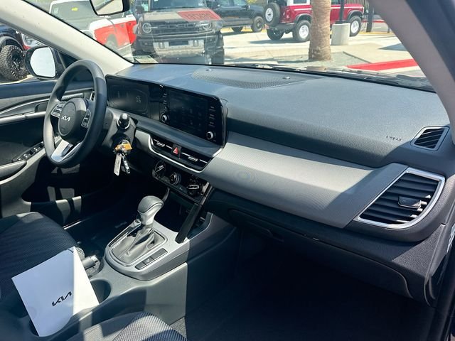 New 2026 Dark Ocean Blue Kia LX image 29