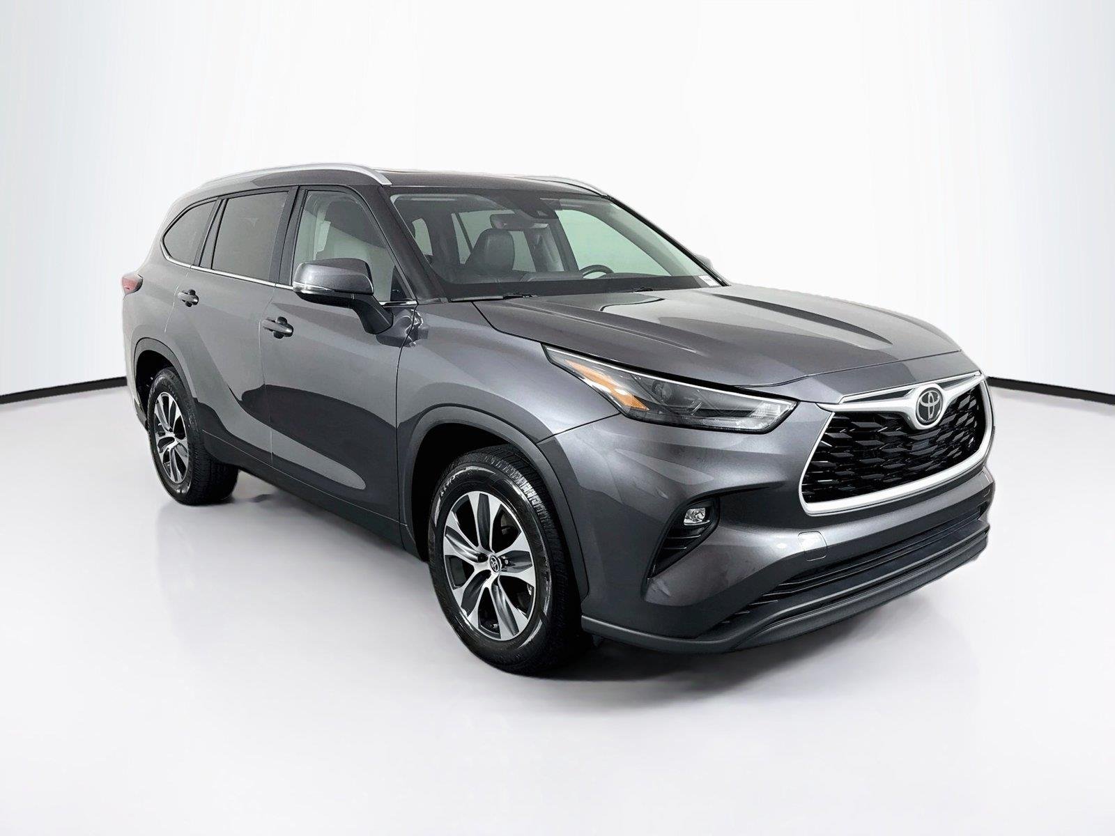 Certified Used 2023 Magnetic Gray Metallic Toyota XLE image 10