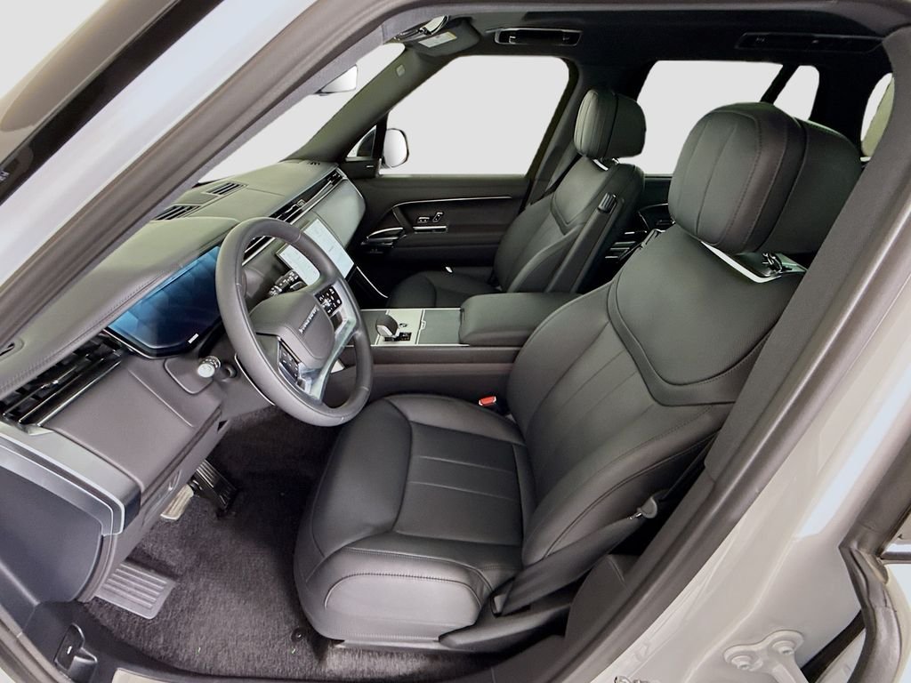 New 2026 Fuji White Land Rover SE image 19