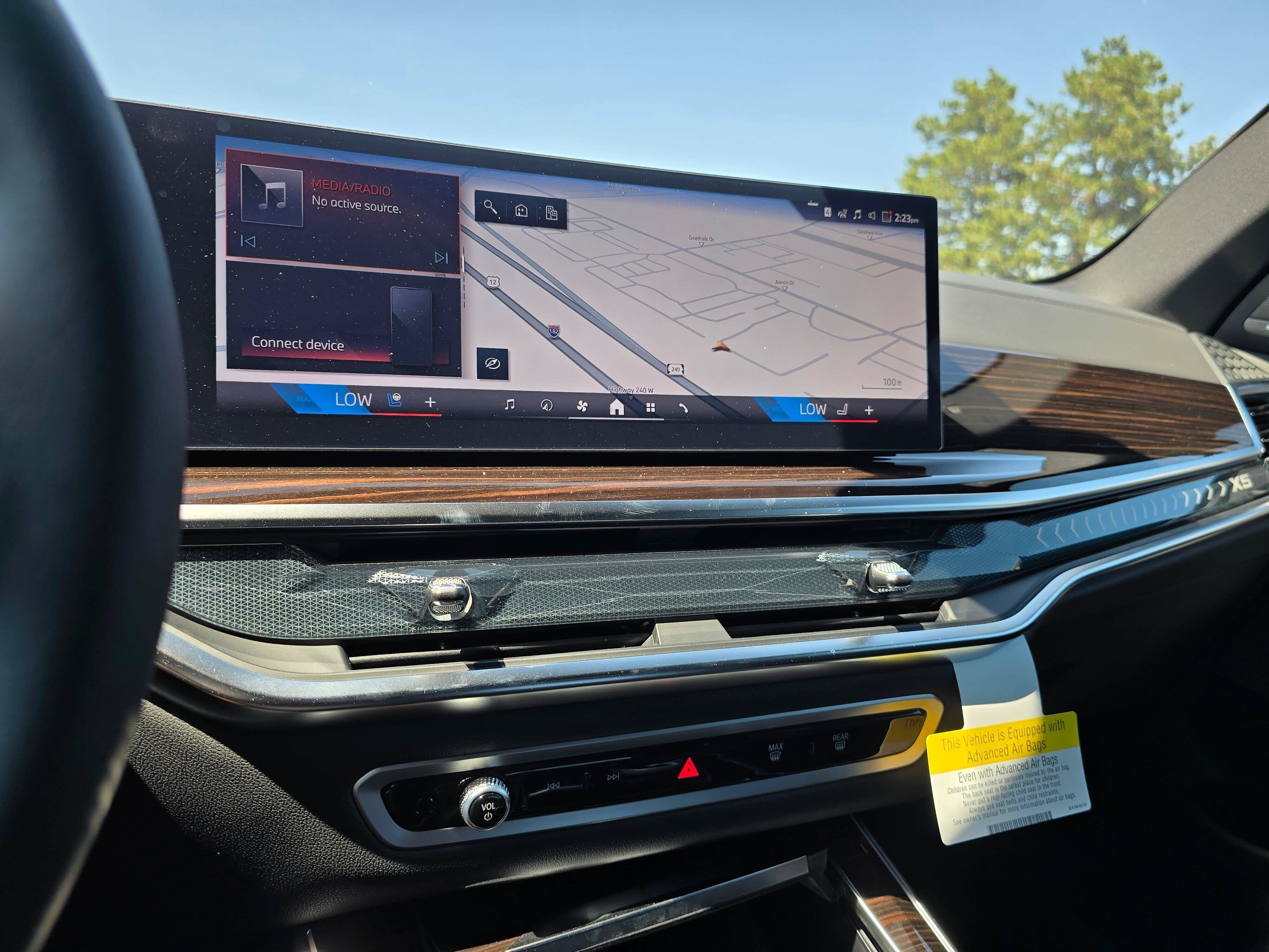 New 2026 Alpine White BMW xDrive40i image 18