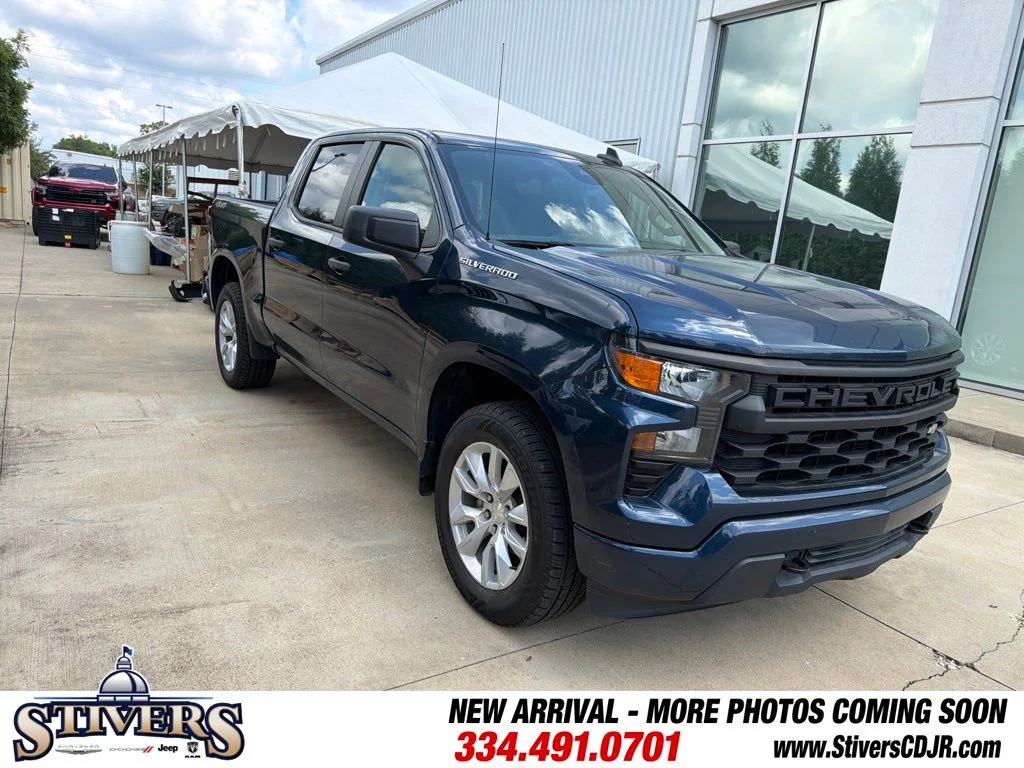 Used 2022 Blue Chevrolet Custom image 1