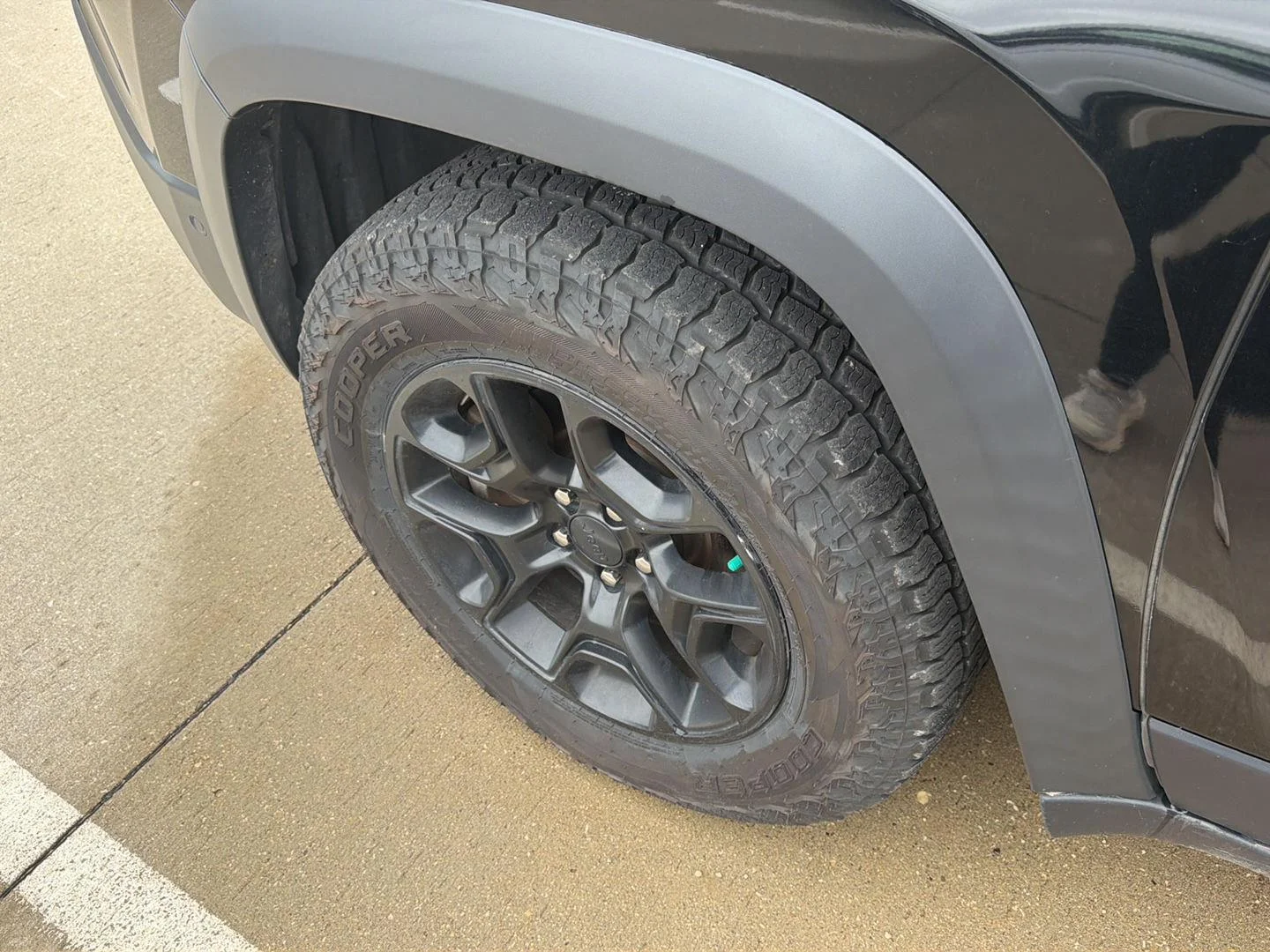 Used 2019 Jeep Cherokee Trailhawk Elite with VIN 1C4PJMBXXKD112099 for sale in Charles City, IA