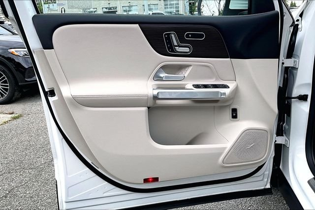 Used 2026 White Mercedes-Benz GLB 250 image 18