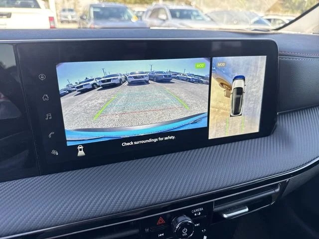 Used 2025 White Nissan SR image 20