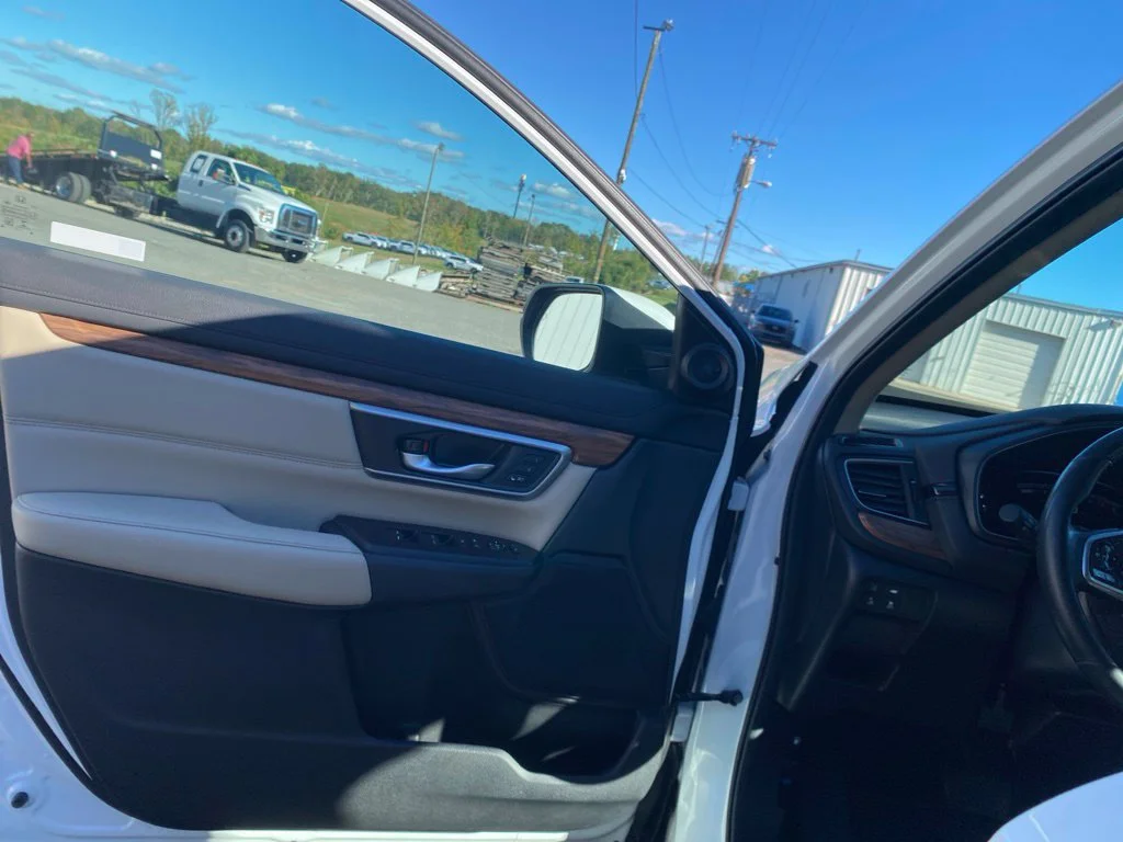Used 2019  Honda EX-L image 17