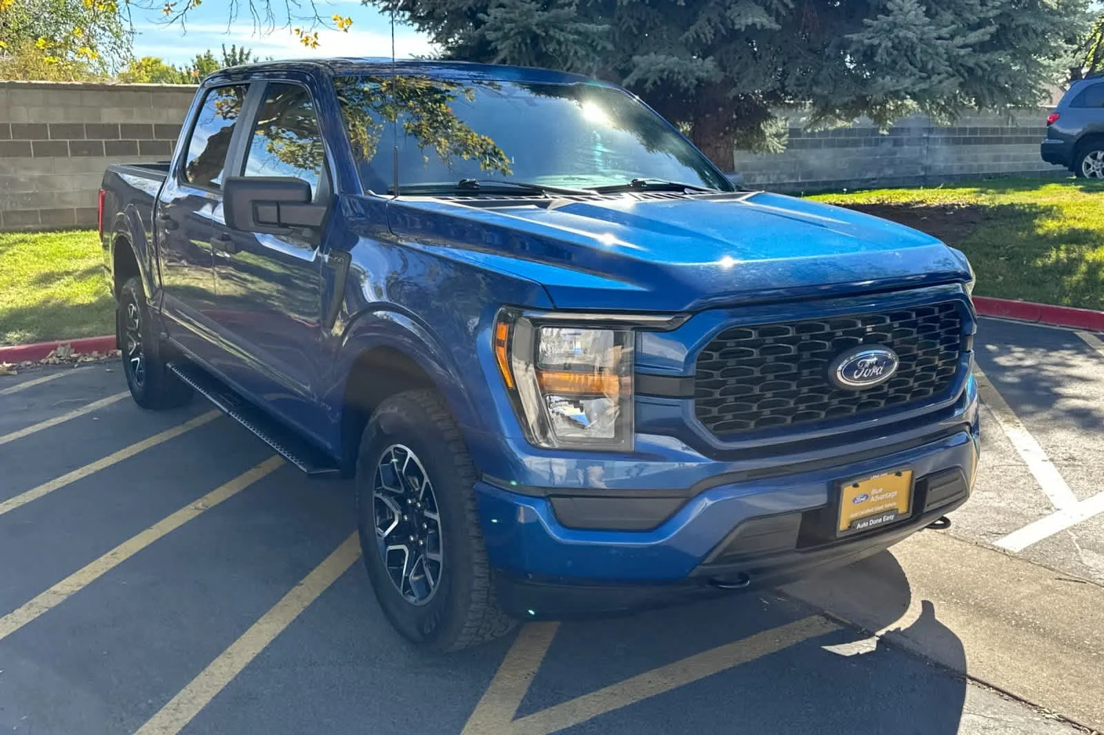 Certified Used 2023 Atlas Blue Metallic Ford XL image 3