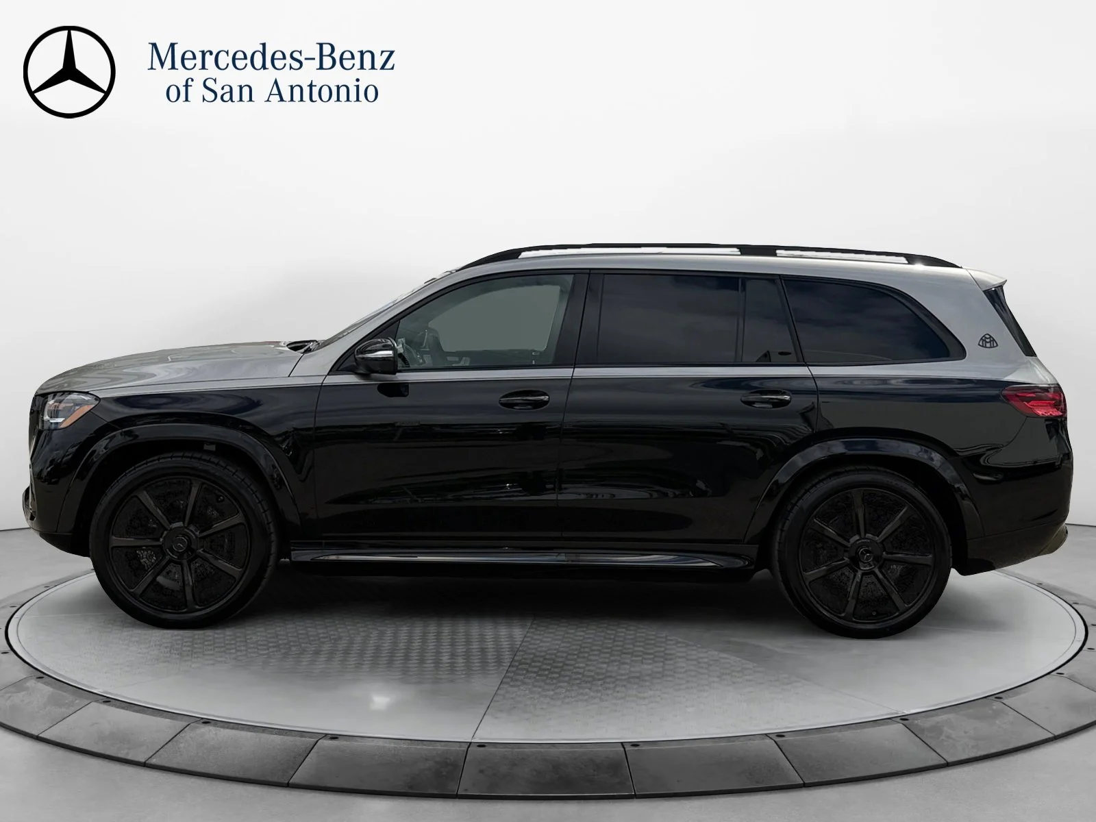 New 2026 Obsidian Mercedes-Benz Maybach GLS 600 image 4