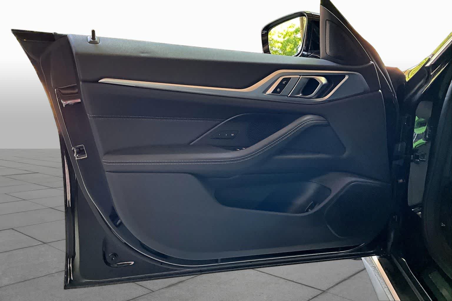 Used 2023 Jet Black BMW eDrive40 image 21